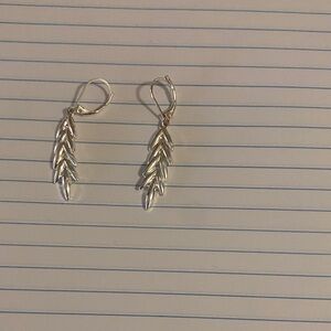 Chic Silver Leaf Drop Earrings